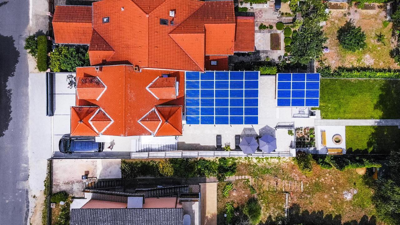 Kiss-Henezi Guest House Keszthely Exterior photo