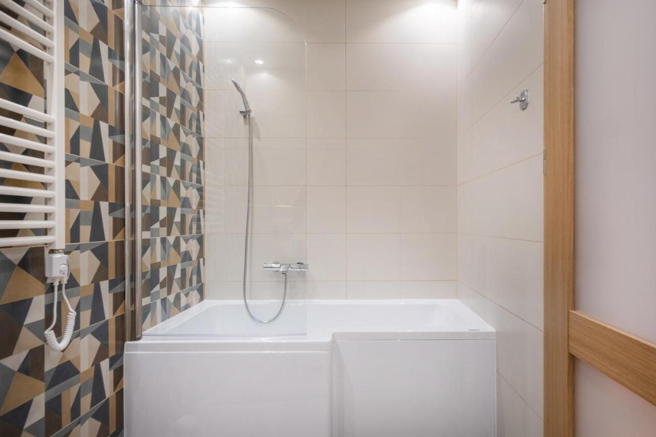 Kiss-Henezi Guest House Keszthely Exterior photo